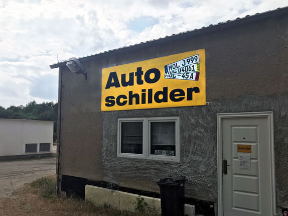 Schilderpartner für Autoschilder in Strausberg