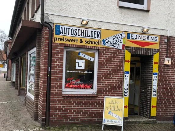 Außenansicht vom Kooperationspartner für Autoschilder Tönjes in Bergen