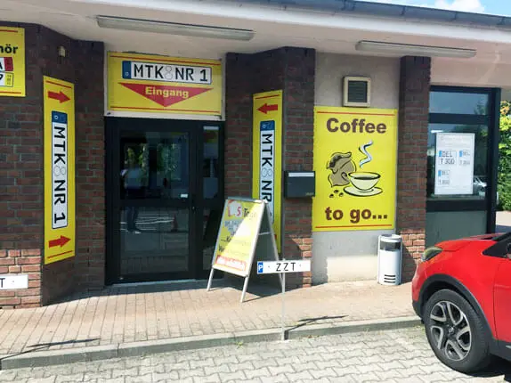 Außenansicht vom Kooperationspartner von Buffalo Autoschilder in Hofheim am Taunus