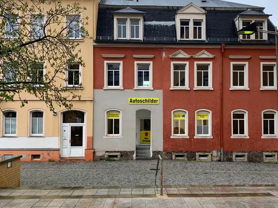 Außenansicht vom Kooperationspartner vom Schilderdienst STK in Freital