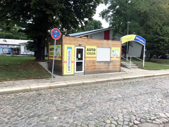 Außenansicht vom Kooperationspartner vom Schilderdienst STK in Oschersleben