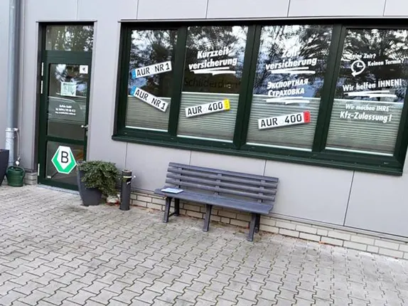 Außenansicht von Autoschilder & Zulassungen Buffalo in Aurich