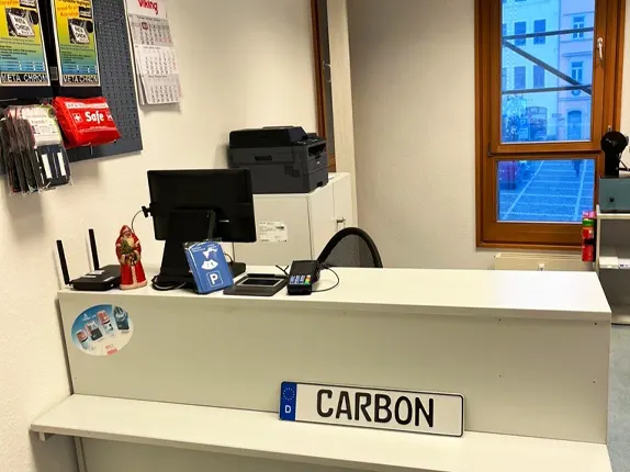 Innenansicht vom Kooperationspartner von Schilder Service in Zittau in der Kfz-Zulassungsstelle Zittau