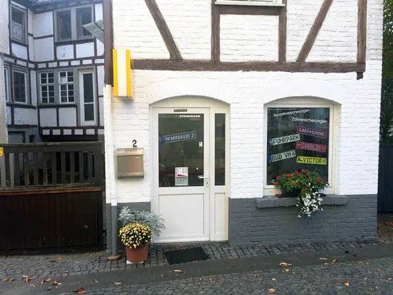 Außenansicht vom Kooperationspartner von Autoschilder Steininger in Nidda