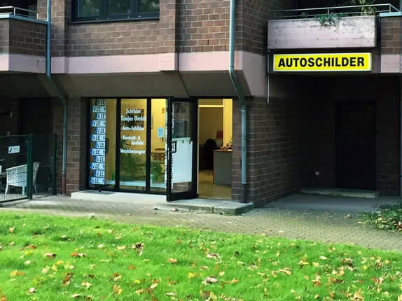 Außenansicht vom Schilderpartner für Autoschilder Tönjes in Viersen