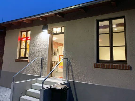 Außenansicht vom Kooperationspartner vom Schilderdienst STK in Wittstock