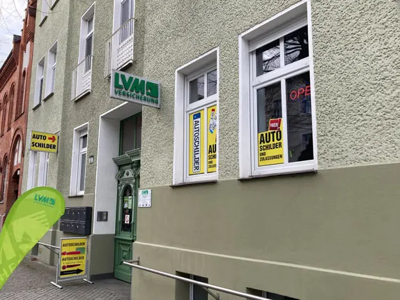 Außenansicht vom Kooperationspartner vom Schilderdienst STK in Oranienburg