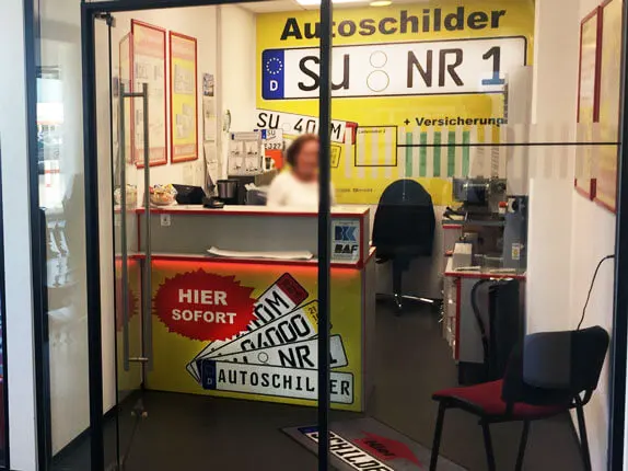 Innenansicht vom Kooperationspartner für Autoschilder Tönjes in Meckenheim